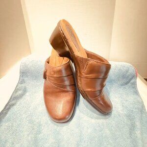 Earth Origins Addison Shoes Womens Size 7.5M Brown Leather Slip On Mules Comfort